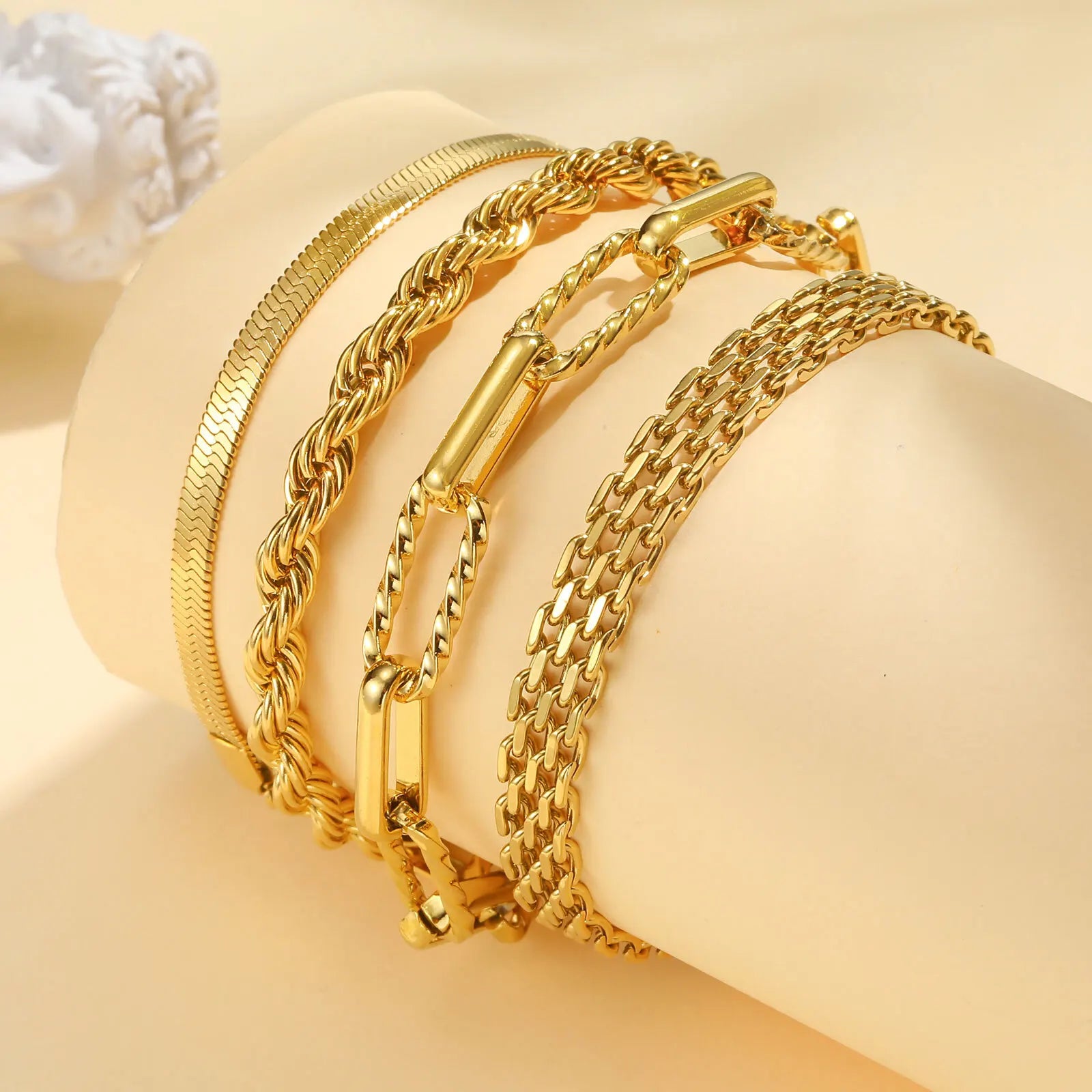 Alura Bracelets 
Waterproof Stainless Steel Chain Bracelets